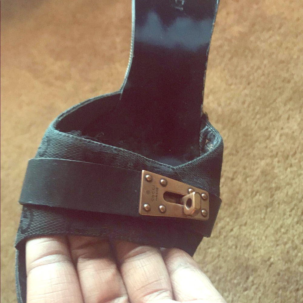 Gucci kitten heels